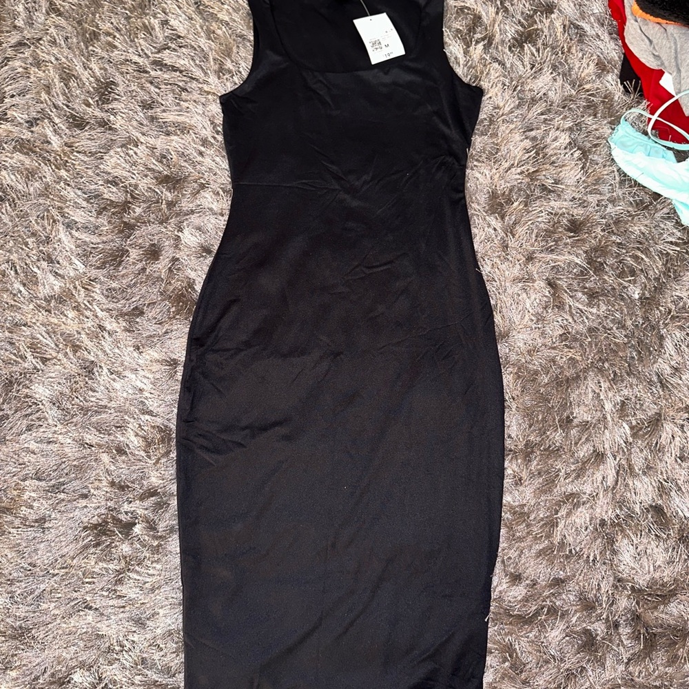 Forever 21 Classic Black Midi Dress